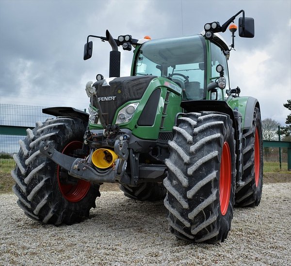 Qu'est-ce que le tracteur pulling ? L'art de tirer le meilleur parti de votre tracteur !